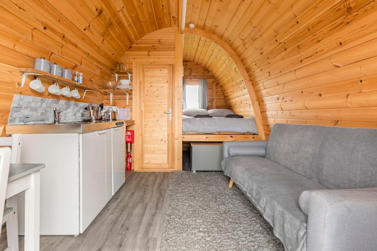Cape Cornwall Pod With Vast Sea Views セント・ジャスト エクステリア 写真